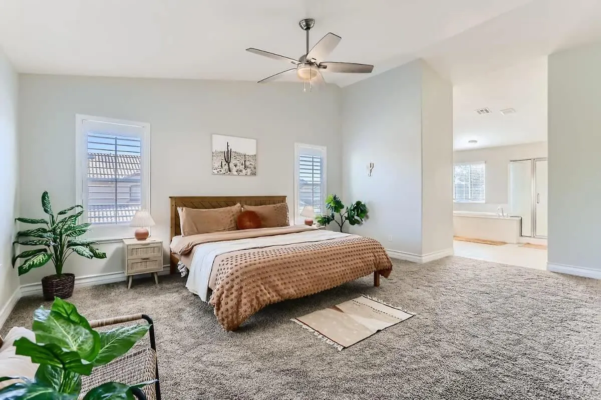 Сasa de vacaciones Spacious Luxury Desert Retreat With Heated Pool Putt Putt And A Playground For Family Las Vegas